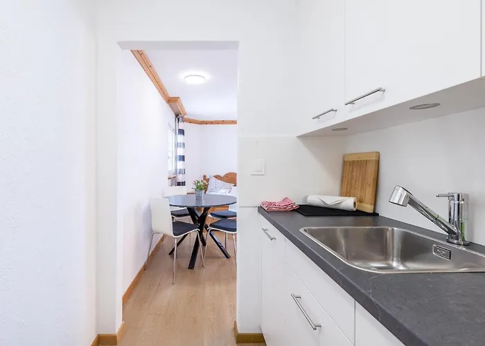 2203 Modernes Mit Balkon * Vulpera